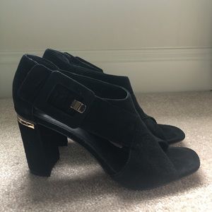 M4D3 Black Heels